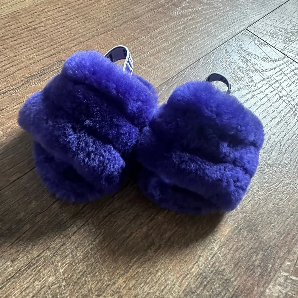 Baby UGG Purple Fluff Yeah Slide Slippers Size 2